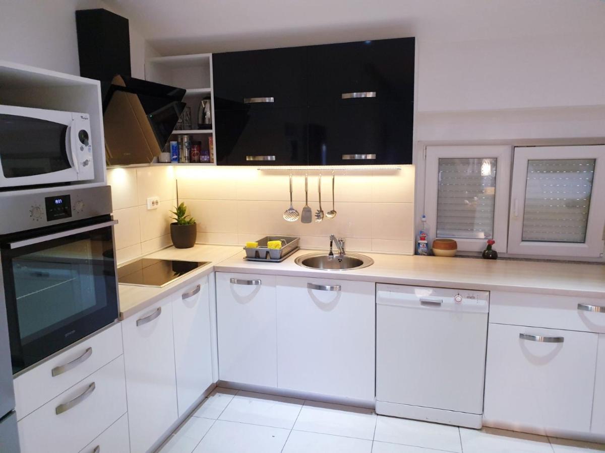 Apartman Lara Crikvenica Εξωτερικό φωτογραφία