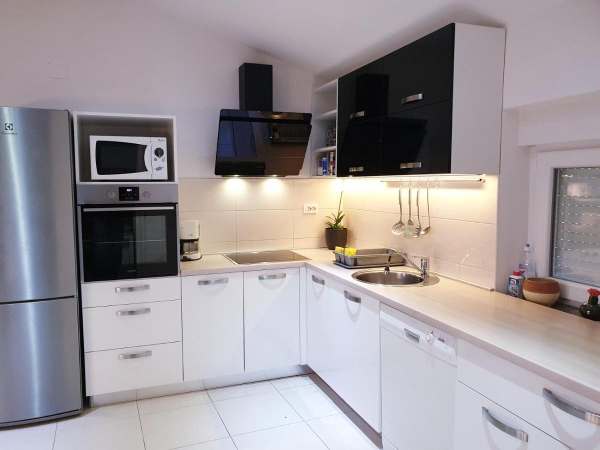 Apartman Lara Crikvenica Εξωτερικό φωτογραφία