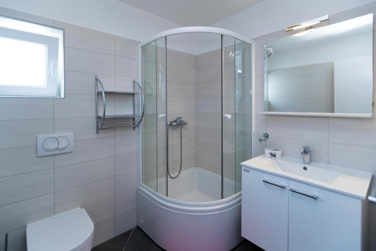 Apartman Lara Crikvenica Εξωτερικό φωτογραφία
